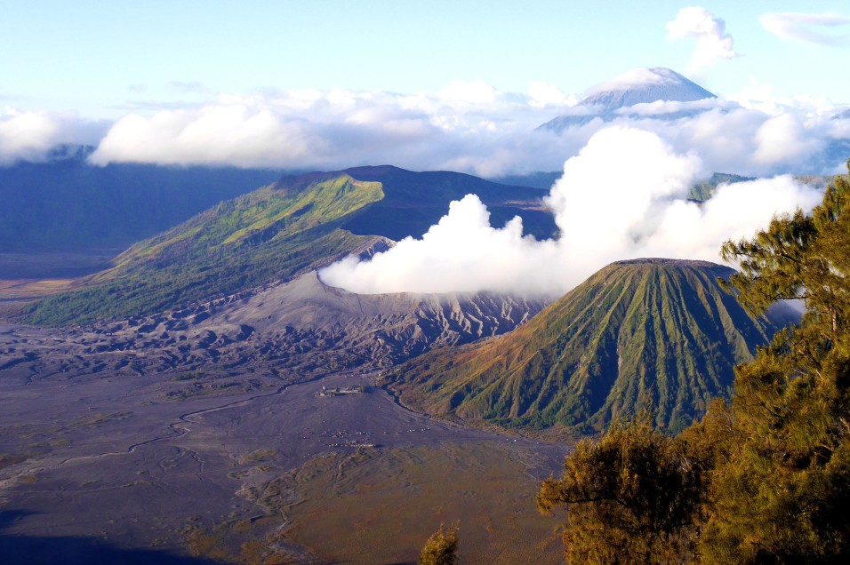 trip bromo