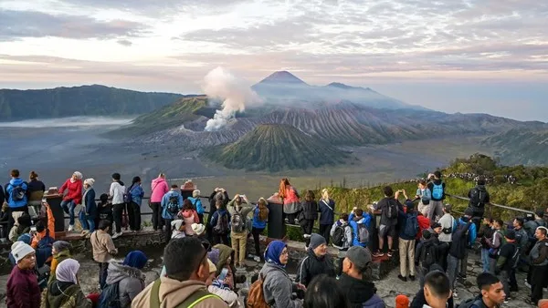 Inilah Alasan Gunung Tengger Selalu Ramai Pendaki!